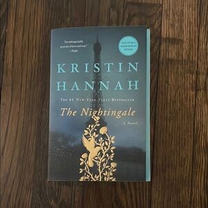 The Nightingale by Kristin Hannah Hardcover